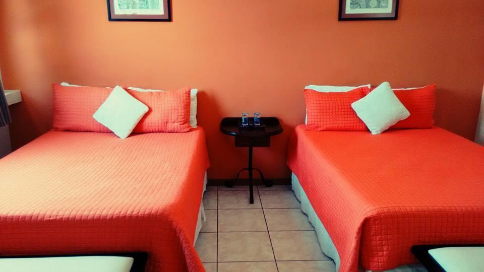 Hotel Casa Blanca Inn Guatemala City Екстериор снимка